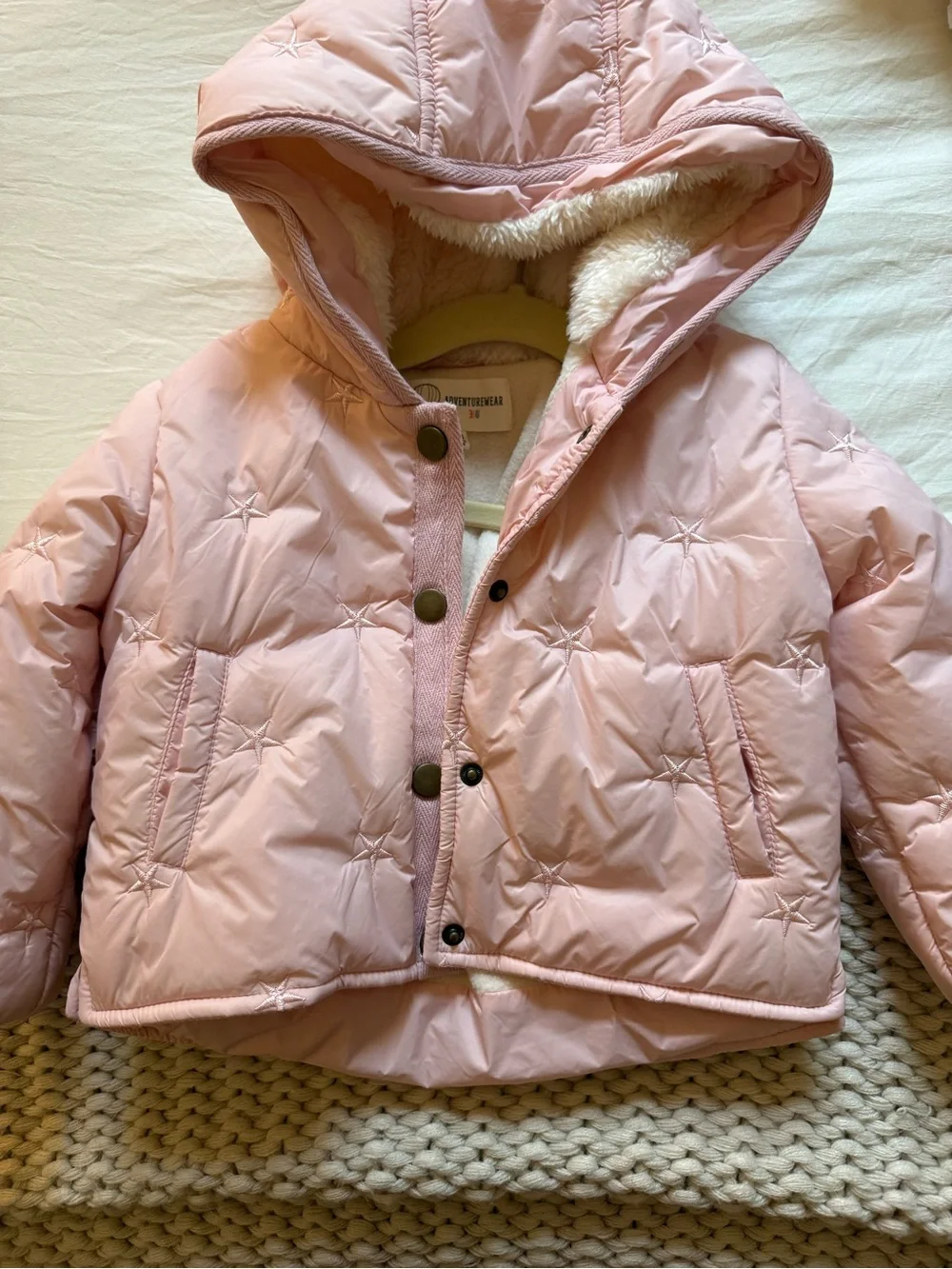 Dillards AdventureWear Girls Pink hooded Puffer Coat Size 18m